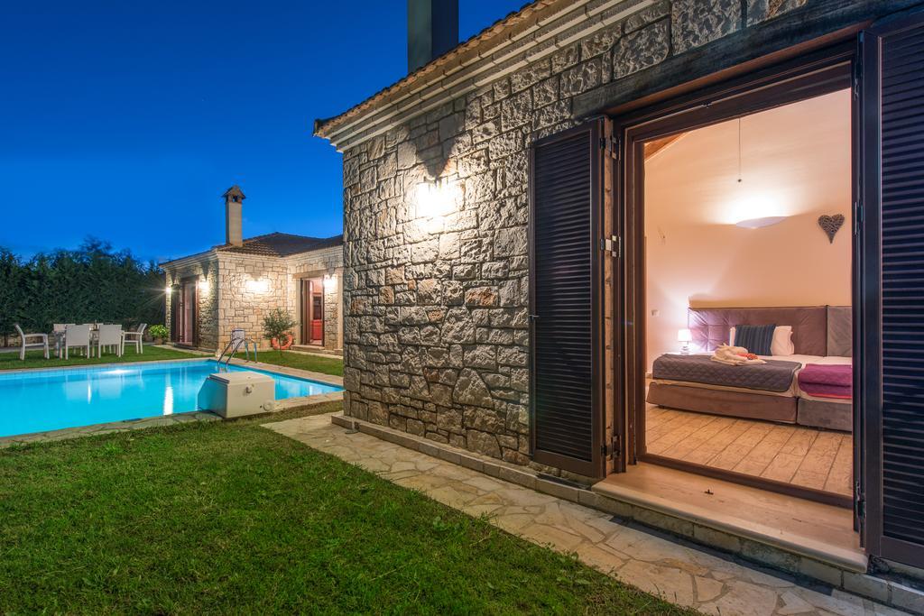 Astarte Villas - Kyveli Luxurious Private Villa Gaitani Zimmer foto