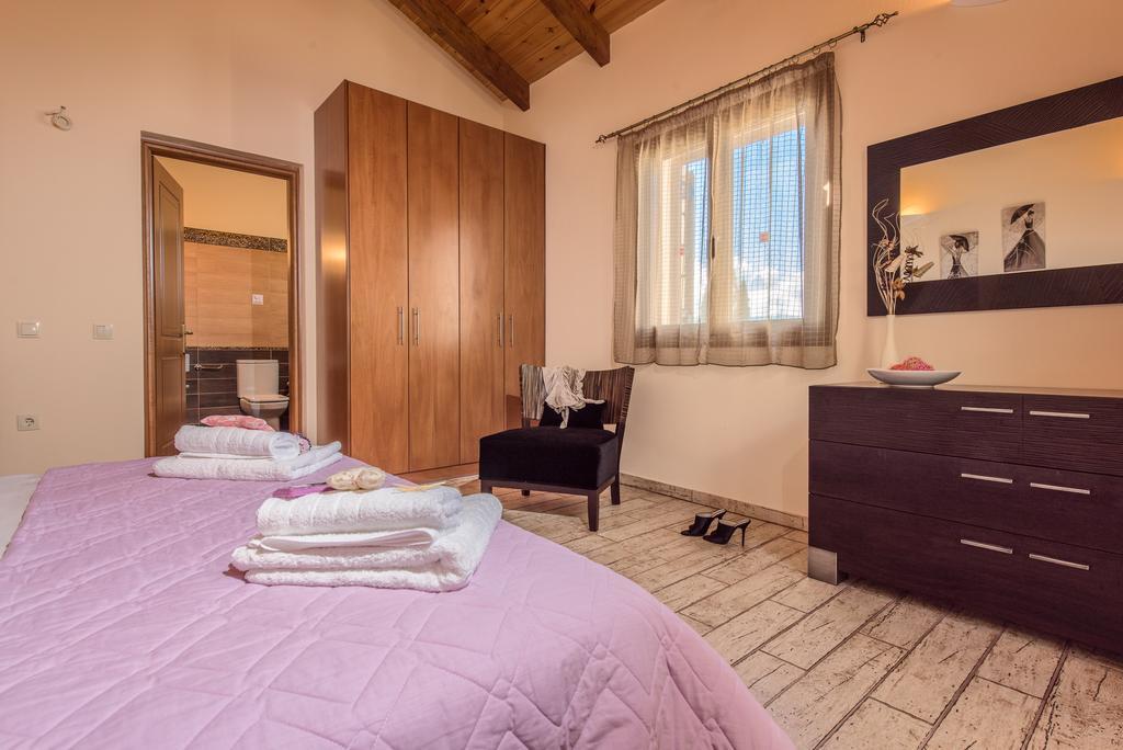 Astarte Villas - Kyveli Luxurious Private Villa Gaitani Zimmer foto